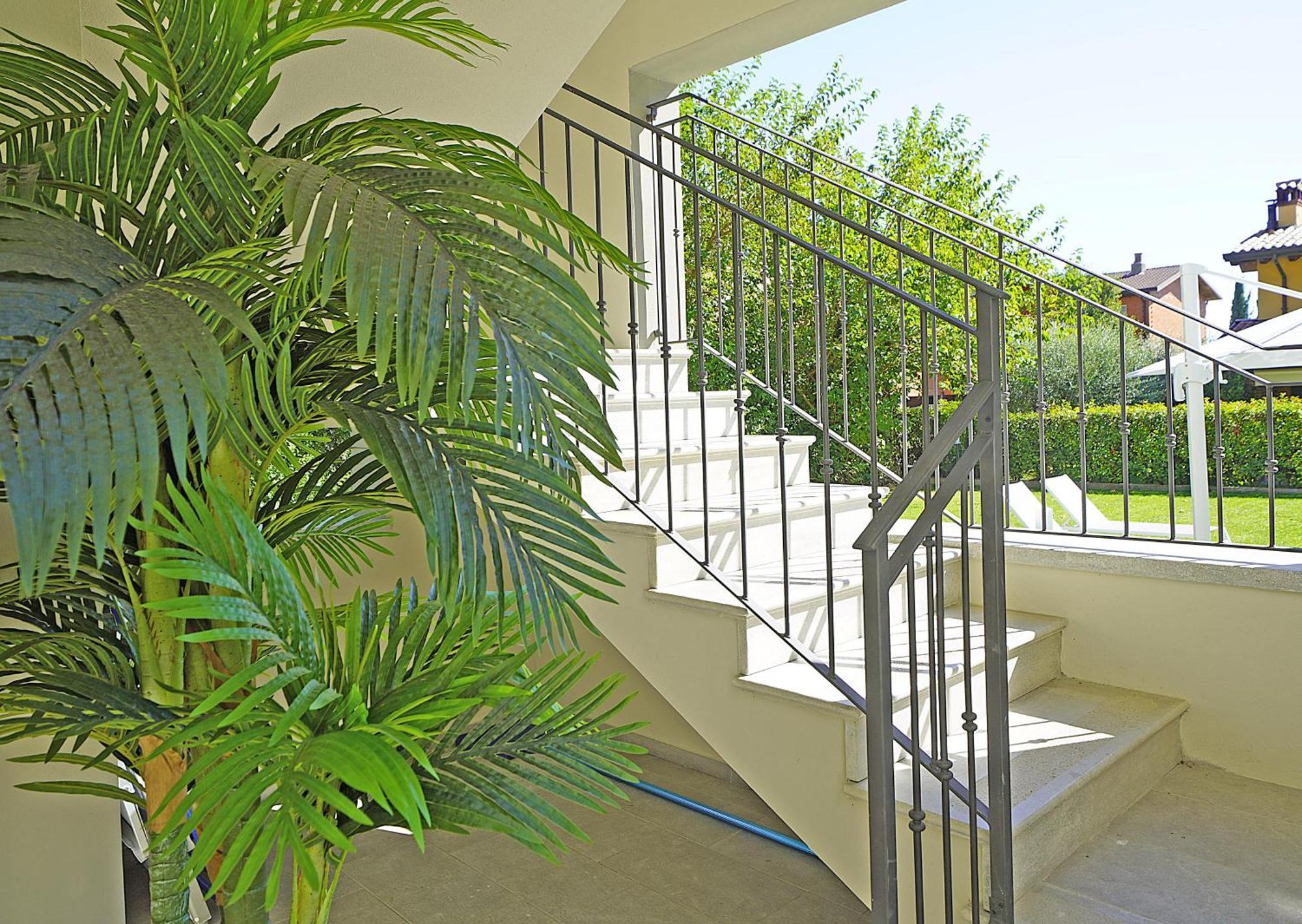 Villa Caterina Apartments By Wonderful Italy Desenzano del Garda Exteriör bild