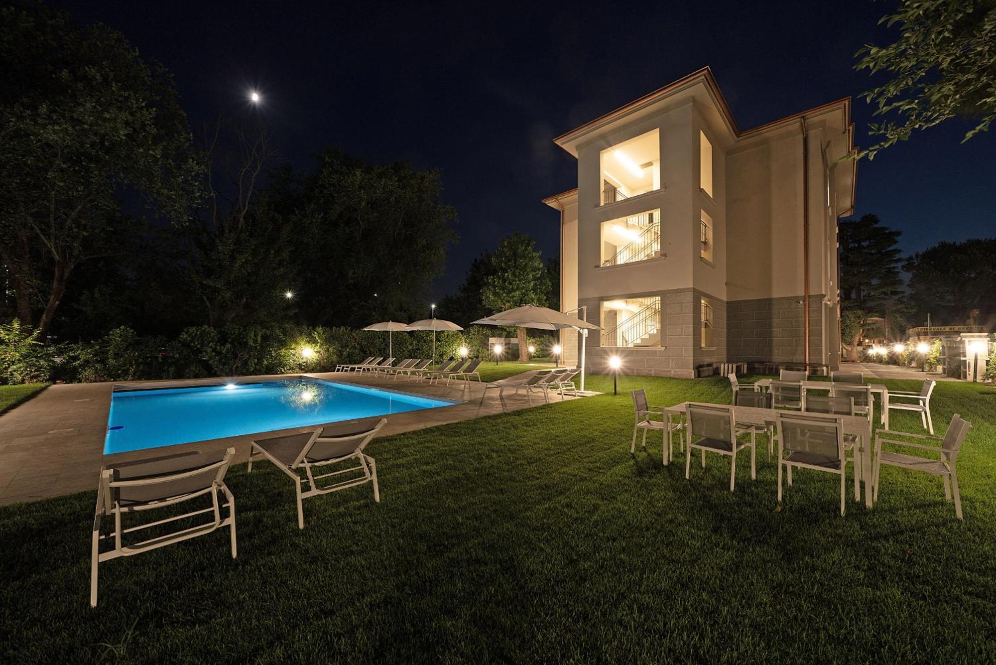 Villa Caterina Apartments By Wonderful Italy Desenzano del Garda Exteriör bild