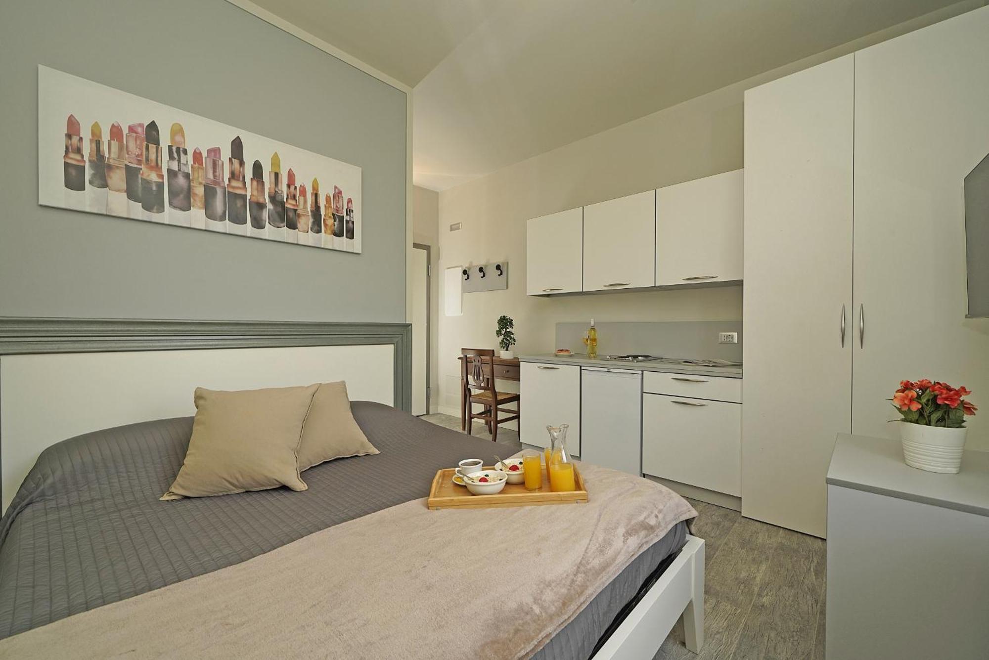 Villa Caterina Apartments By Wonderful Italy Desenzano del Garda Exteriör bild