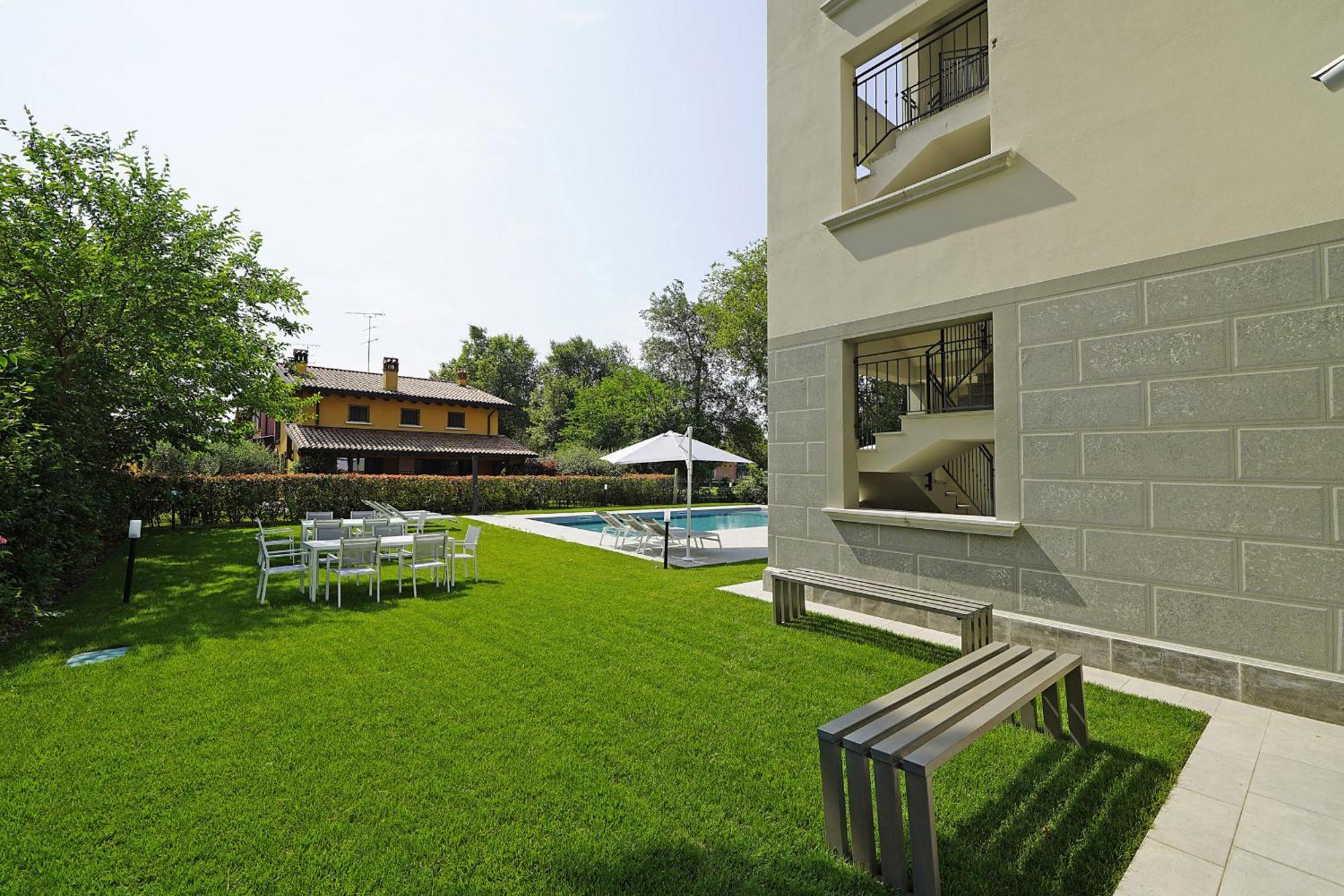 Villa Caterina Apartments By Wonderful Italy Desenzano del Garda Exteriör bild