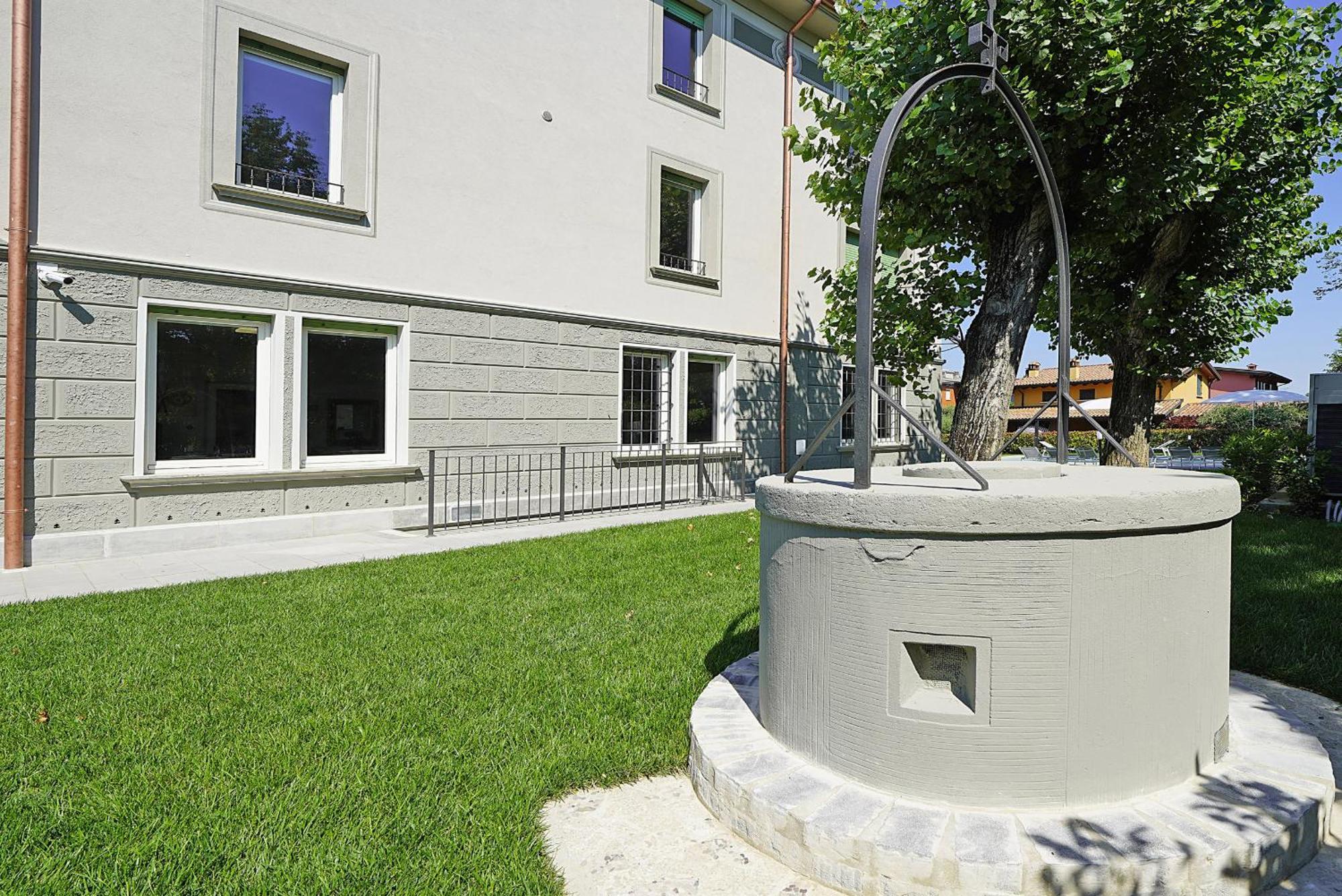 Villa Caterina Apartments By Wonderful Italy Desenzano del Garda Exteriör bild